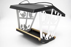 Уличная кормушка Maesta металл, черный, белый, 26х20.5х20 см