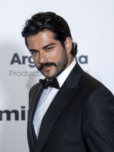 Постер DRABS A2 Бурак Озчивит