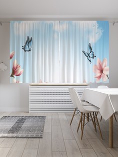 Классические шторы JoyArty "Бабочки над цветами", серия Oxford DeLux, 2 полотна 145x180 см