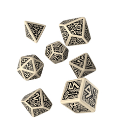 Набор кубиков Q-Workshop Dwarven Beige & black Dice Set 7 SDWA18