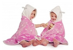 Полотенце Cuddledry с капюшоном для малышей горошек 65х125 65*125 см