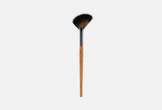 Кисть веерная (скошенная) ERA Professional Makeup
