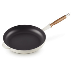 Сковорода с деревянной ручкой 28см Le Creuset (меренга)