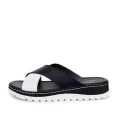 Шлепанцы женские quattrocomforto 40-21WA-301VS синие 36 RU