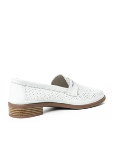 Лоферы женские quattrocomforto 40-21WA-191V белые 38 RU