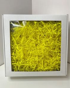 Подарочная коробка с окном, с жёлтым наполнителем(25*25*10), Dreams, 000_000_k, korob_0905