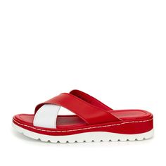 Шлепанцы женские quattrocomforto 40-21WA-300VS белые 39 RU