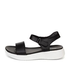 Сандалии женские quattrocomforto 79-21WA-044VS черные 40 RU