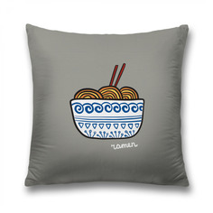 Наволочка декоративная JoyArty "Тарелка рамен" на молнии, 45x45 см