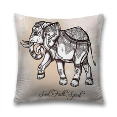 Наволочка декоративная JoyArty "Индийский слон" на молнии, 45x45 см