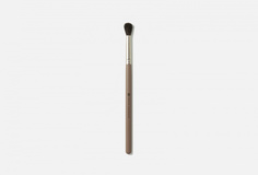 Кисть для растушевки теней и нанесения хайлайтера Amina Daudova Brushes