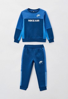 Костюм спортивный Nike