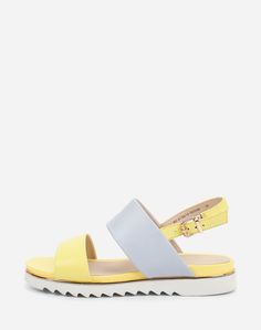 Сандалии женские Mascotte желтые