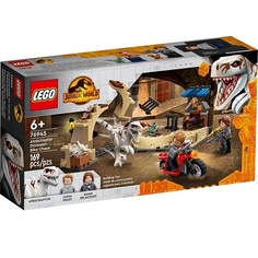 Конструктор LEGO Jurassic World Атроцираптор, погоня на мотоцикле 76945