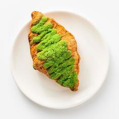 Круассан Самокат с фисташковой начинкой, 100 г