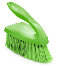 Щетка-утюг Альтернатива Макси универсальная 6 x 9 см зеленая Alternativa