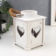 Подсвечник дерево на 1 свечу Фонарик с сердечками с ручкой 17,5х12х12 см No Brand