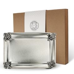 Поднос прямоугольный с накладками на углы "Виноград" медный посеребренный кованый Кольчугинский мельхиор