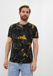 Футболка Colins