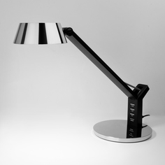 Светодиодная настольная лампа с сенсорным управлением Eurosvet 80426/1