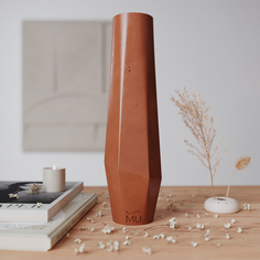 Декоративная ваза MUSKO HOME Megan L 35 см бетон шоколадная глянцевая