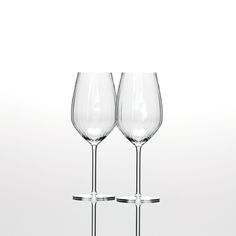 Хрустальные бокалы Strotskis Adajio 0602/2 для белого вина 2 шт. прозрачные 395 мл