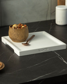 Декоративный кухонный поднос MUSKO HOME Dorian Square S, 20x20 см, бетон, белый матовый