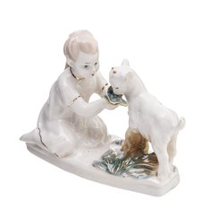 Статуэтка "Девочка с козлёнком", фарфор, Роспись, Полонский ЗХК, СССР, 1973-1991 гг. Однажды