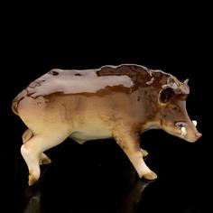 Статуэтка «Кабан-секач». ИФЗ Императорский фарфор