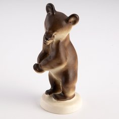 Статуэтка "Медвежонок бурый", скульптор Б.Я. Воробьев, фарфор, (ЛФЗ), СССР, 1989-1992 гг. Однажды
