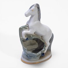 Статуэтка-вазочка "Лошадь", фарфор, крытье, позолота, Россия, 1990-2000 гг. Однажды
