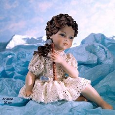 Фарфоровая статуэтка Arianna, h=20 см No Brand