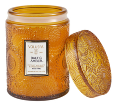 Ароматическая свеча VOLUSPA Baltic Amber (балтийский янтарь) 156г