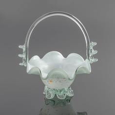 Ваза - конфетница в форме корзинки с волнистым бортом и рельефной ручкой, стекло Однажды