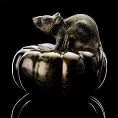 Статуэтка из камня «Мышь на тыкве» Russia The Great