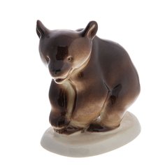 Статуэтка "Медвежонок", фарфор, роспись, ЛФЗ, СССР, 1970-1991 гг. Однажды
