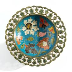 Ваза (конфетница) с прорезным бортом, украшенная цветочным декором, латунь, краски, Индия Однажды