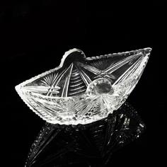 Ваза для конфет в форме ладьи, стекло, алмазная грань, СССР, 1970-1990 гг. Однажды
