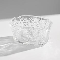 Ваза (конфетница), украшенная цветочным рельефным декором, стекло, СССР, 1950-1970 гг. Однажды