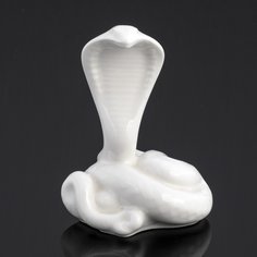 Статуэтка "Королевская кобра", фарфор, ЛФЗ, СССР, 1970-1990 гг. Однажды