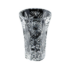 Ваза с резным декором, выполненная в технике "алмазная грань", стекло, СССР, 1970-1990 гг. Однажды