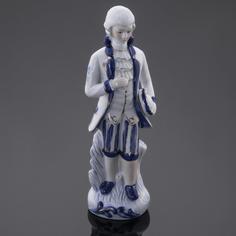 Статуэтка "Кавалер", фарфор, роспись, деколь, золочение, Китай, 2015-2020 гг. Однажды