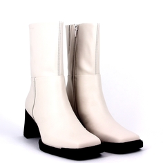 Ботинки женские Vagabond 5110-001-02 белые 38 RU