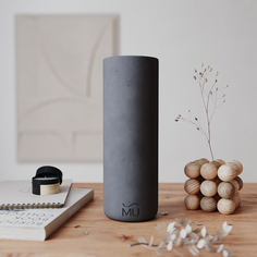 Декоративная ваза MUSKO HOME Ben Matte 25 см бетон черная матовая