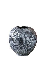 Ваза керамическая "Лист", настольная, серебро, 34 см Керамика ручной работы
