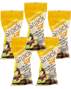 Смесь Seeberger обжаренных ядер орехов и темного изюма "Джамбо" 50 гр. x 5