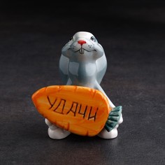 Сувенир "Кролик с Морковкой Удачи", фарфор, 9 см No Brand