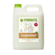 Кондиционер для белья SYNERGETIC "Миндальное молочко" гипоаллергенный, 5л, 165 стирок