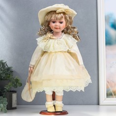 Кукла керамика, Таечка в сливочном платье с кружевом, сумкой 40 см No Brand