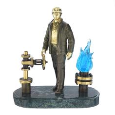 Бронзовая статуэтка "Работник газовой промышленности" Russia The Great